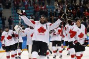 Букмекери: ЧС - 2021 з хокею із шайбою виграють канадці 