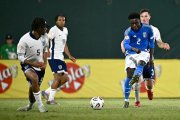 Голевая феерия на Евро U-17: Италия выиграла у Англии, Бельгия одолела Чехию