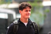 Арсенал усиливает центр поля капитаном из АПЛ