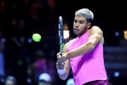 Карлос Алькарас вышел в финал турнира Six Kings Slam в Эр-Рияде