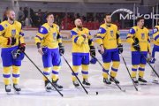 Чемпионат мира по хоккею: Украина стартовала с победы