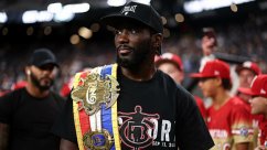 Кроуфорд проведет реванш с Альваресом за четыре чемпионских титула