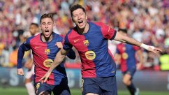 Барселона разгромила «Жирону» с дублем Левандовски