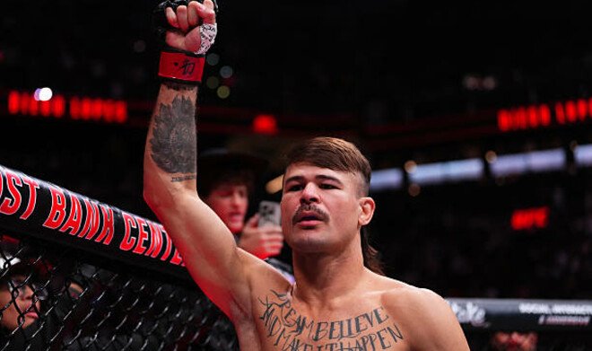 Дієго Лопес здобув перемогу нокаутом над Сілвою на UFC Noche
