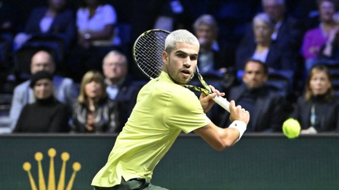 Алькарас вылетел с Мастерса в Париже, уступив 31-й ракетке мира Норри