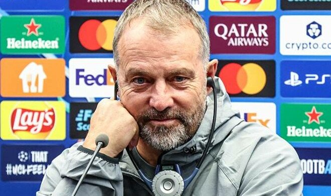 Флик коротко ответил на слухи об уходе из Барселоны