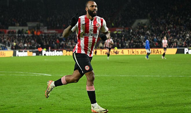 Челси нацелился на бомбардира Брентфорда с рекордом АПЛ