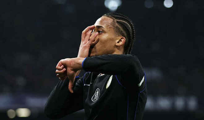 Жоао Педро принес победу Челси