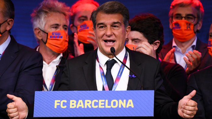 Стали известны кандидаты на пост главного тренера Барселоны