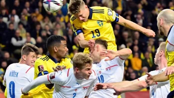Швеция победила в матче с Чехией и попала в финал плей-оффа чемпионата мира