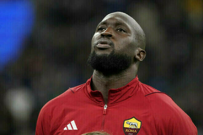 Конте планирует получить в Наполи звездных игроков Серии А